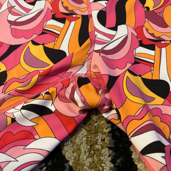 Size Large Beach Riot Athletic Shorts - Picture 6 of 7